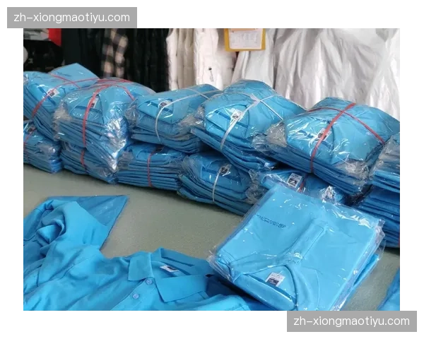 赛事工作服全面改用再生涤纶，单件成衣碳排路径变短